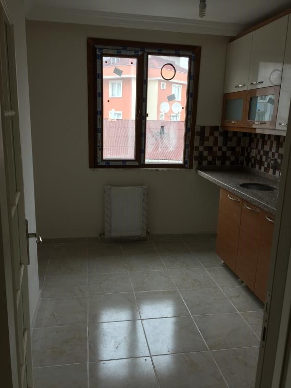 <h2>Özdemir Apartmanı</h2>