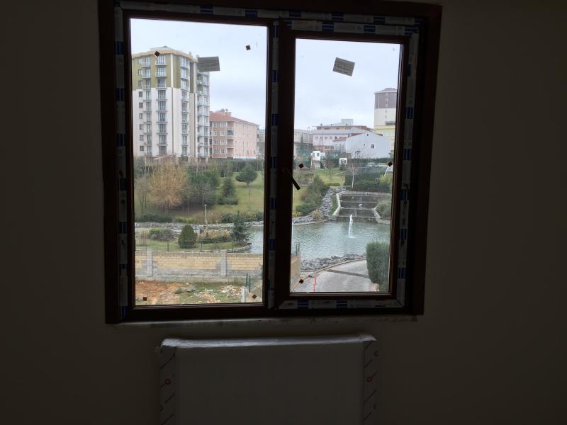 <h2>Özdemir Apartmanı</h2>